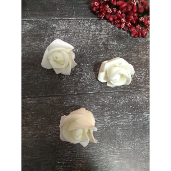 Роза из фоамирана  d=3 см айвори,  цена за 1 шт